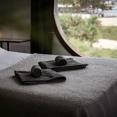 Bahia Beach Club * コラレホ