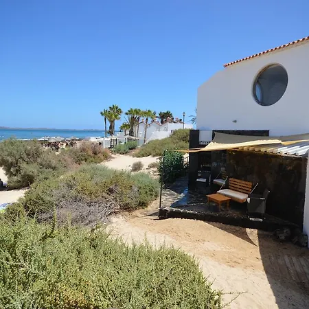 Bahia Beach Club Bed & Breakfast Corralejo