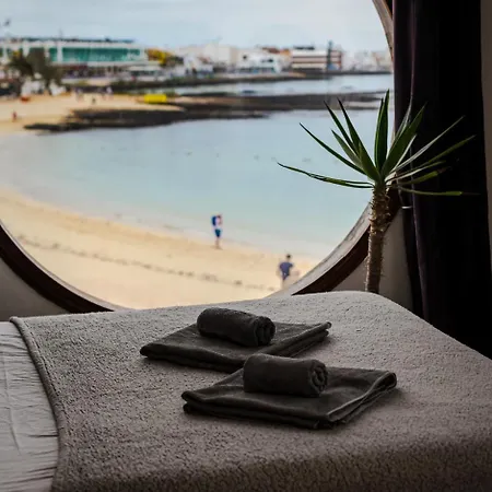 Bahia Beach Club Bed & Breakfast *