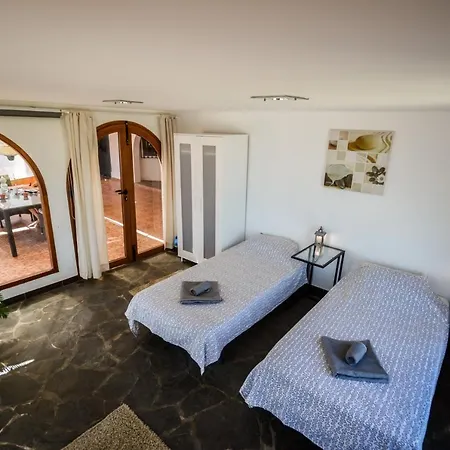 Bed & Breakfast Bahia Beach Club *